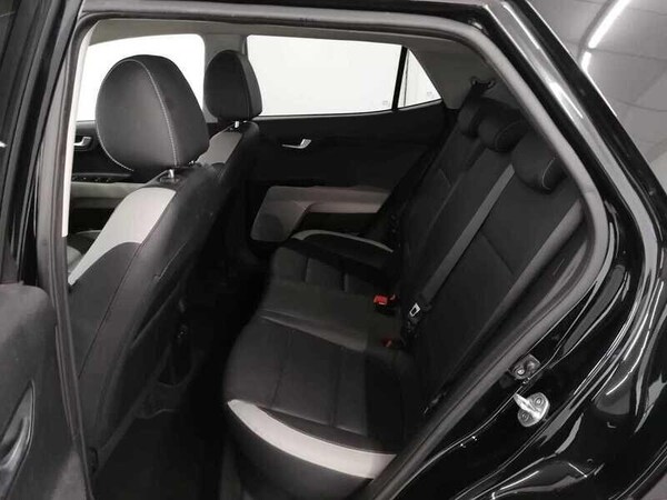 Used Kia Stonic 2019 for sale - 76135849: Photo 15