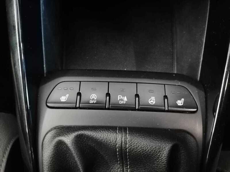 Used Kia Stonic 2019 for sale - 76135849: Photo 21