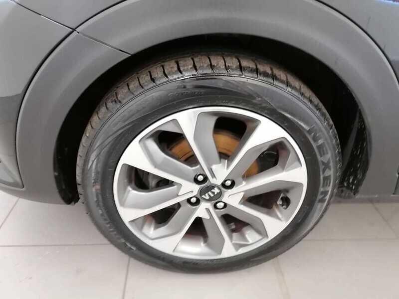 Used Kia Stonic 2019 for sale - 76135849: Photo 7