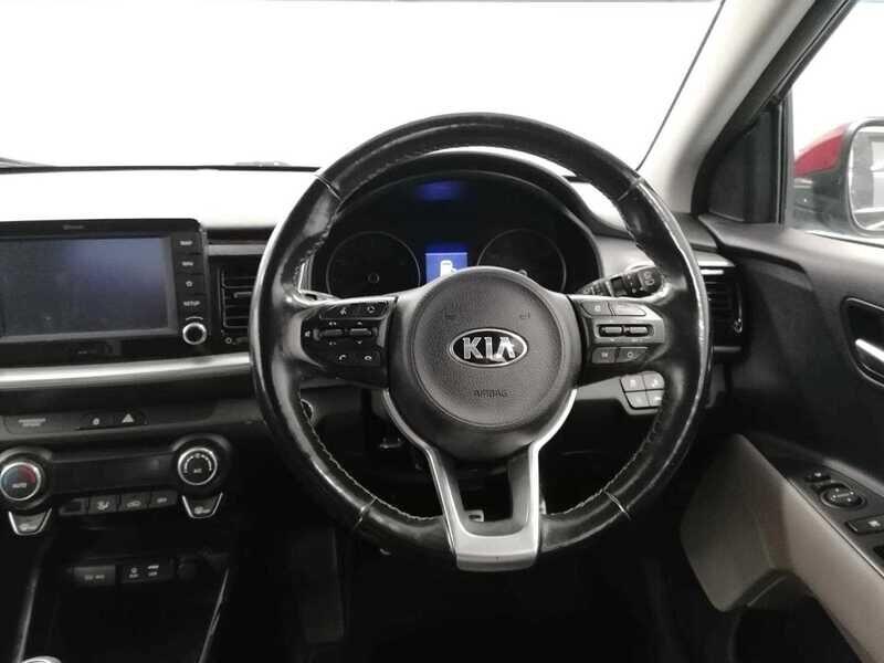 Used Kia Stonic 2019 for sale - 76135849: Photo 9