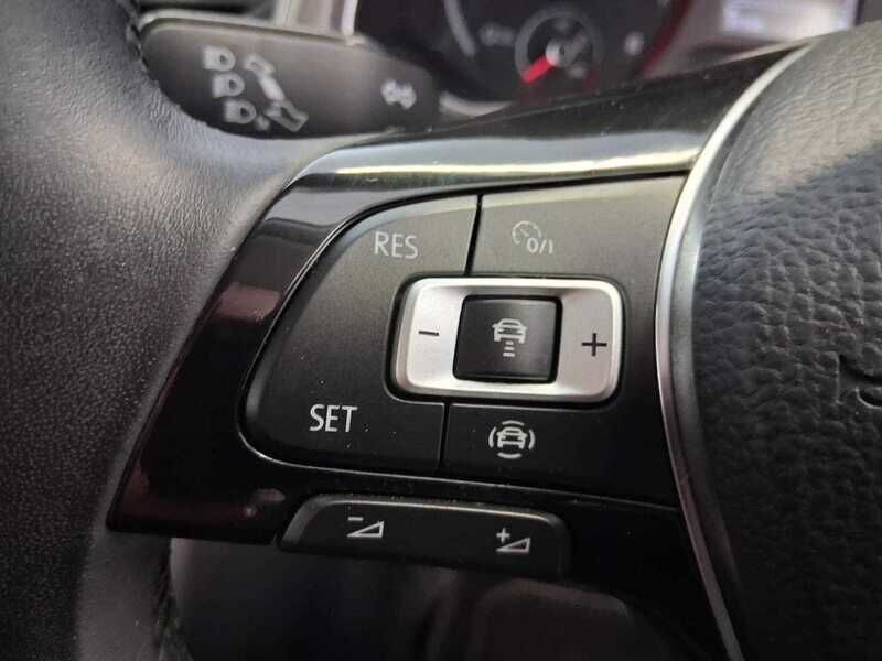 Used Volkswagen T-Roc 2020 for sale - 77125855: Photo 20