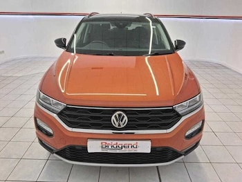Used Volkswagen T-Roc 2020 for sale - 77125855: Photo
