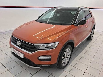 Used Volkswagen T-Roc 2020 for sale - 77125855: Photo