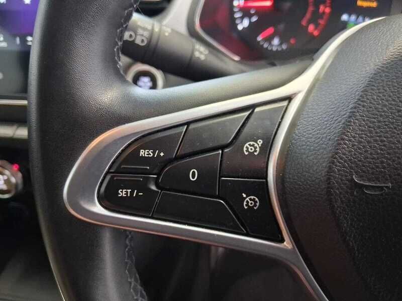 Used Renault Captur 2020 for sale - 77045207: Photo 21