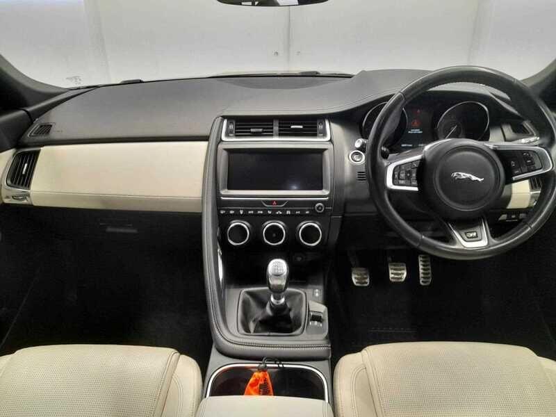 Used Jaguar E-Pace 2019 for sale - 76138114: Photo 13