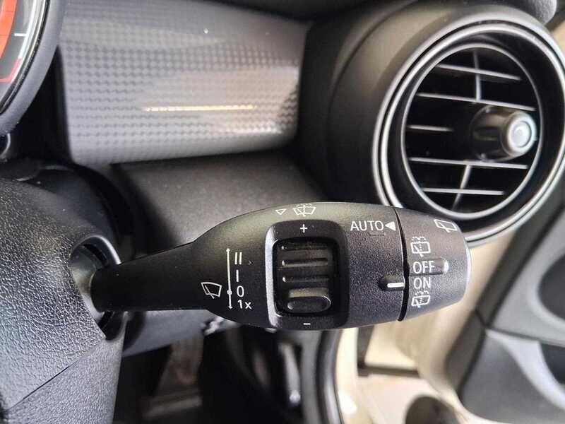 Used MINI Hatch 2019 for sale - 76136294: Photo 19