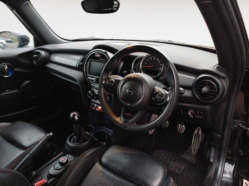 Used MINI Hatch 2019 for sale - 77045240: Photo 5