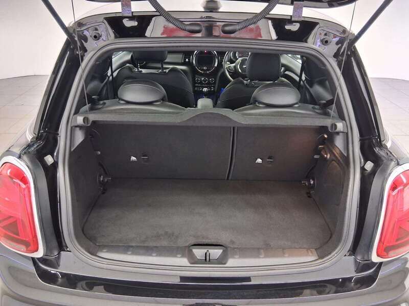 Used MINI Hatch 2019 for sale - 77045240: Photo 8