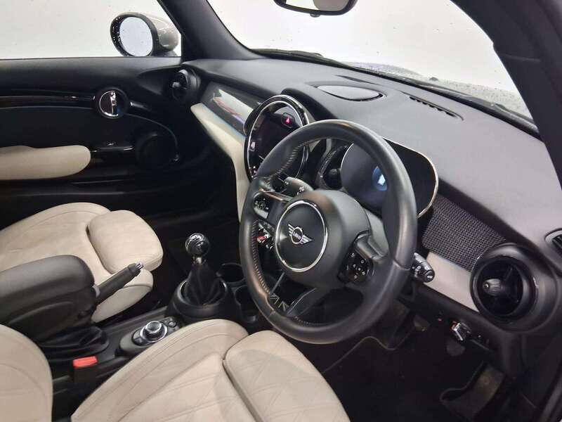 Used MINI Hatch 2022 for sale - 77814101: Photo 10