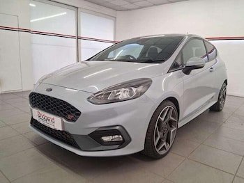 Used Ford Fiesta 2019 for sale - 76137585: Photo 3