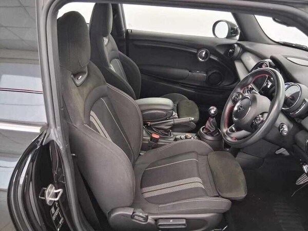 Used MINI Hatch 2019 for sale - 76138678: Photo 11