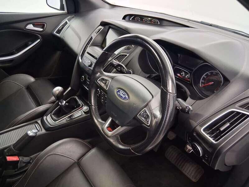Used Ford Focus 2018 for sale - 76136058: Photo 11