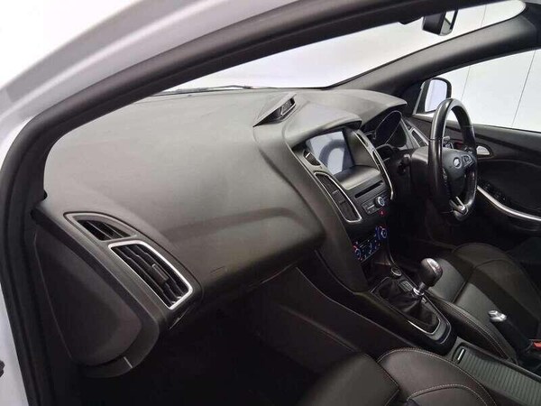 Used Ford Focus 2018 for sale - 76136058: Photo 14