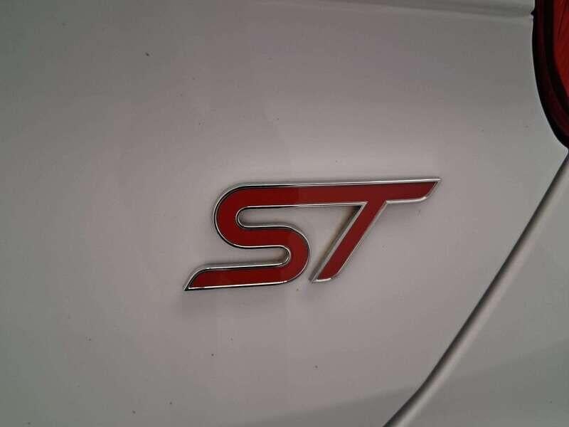 Used Ford Focus 2018 for sale - 76136058: Photo 7