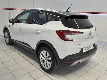 Used Renault Captur 2020 for sale - 77831908: Photo
