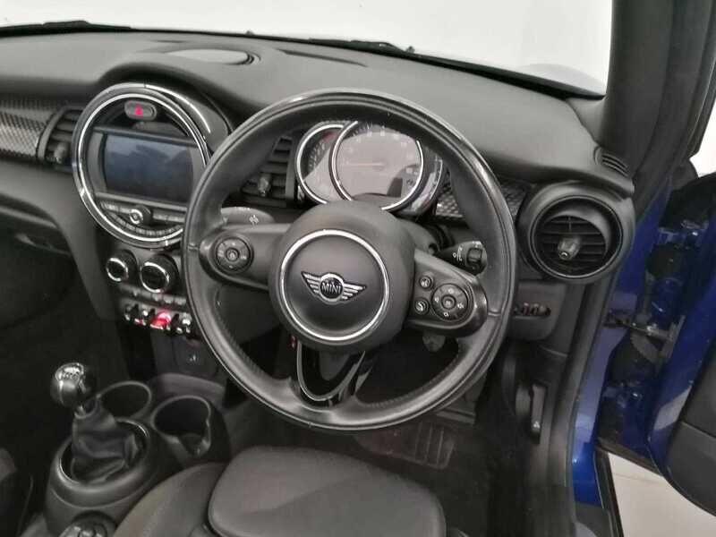 Used MINI Convertible 2018 for sale - 76485759: Photo 11