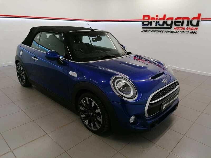 Used MINI Convertible 2018 for sale - 76485759: Photo 2
