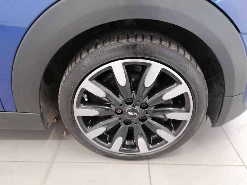 Used MINI Convertible 2018 for sale - 76485759: Photo 9