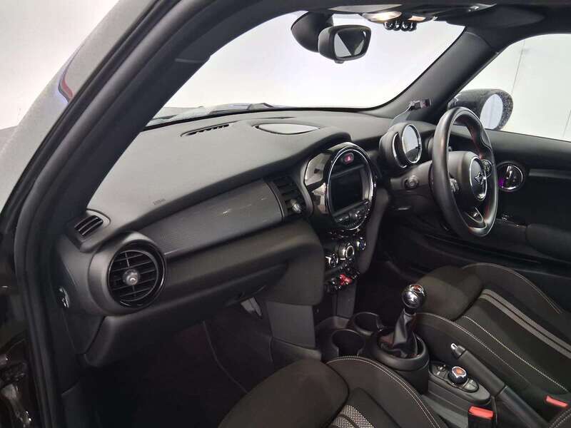 Used MINI Hatch 2019 for sale - 77814470: Photo 13