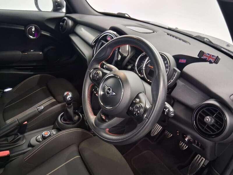 Used MINI Hatch 2019 for sale - 76158955: Photo 10