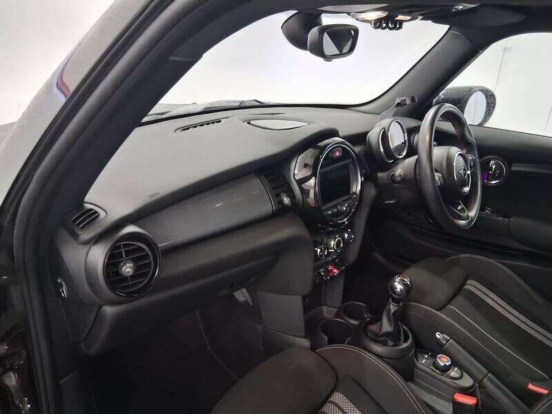 Used MINI Hatch 2019 for sale - 76158955: Photo 13