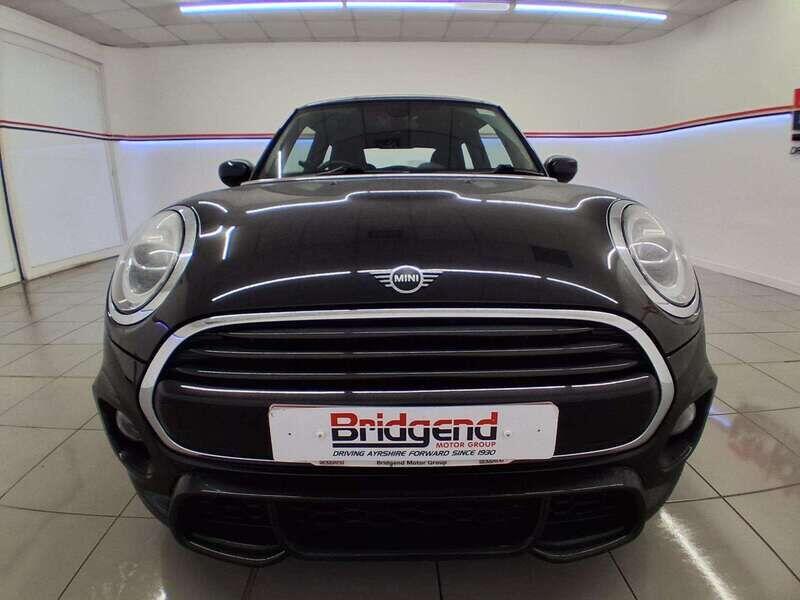 Used MINI Hatch 2019 for sale - 76158955: Photo 2