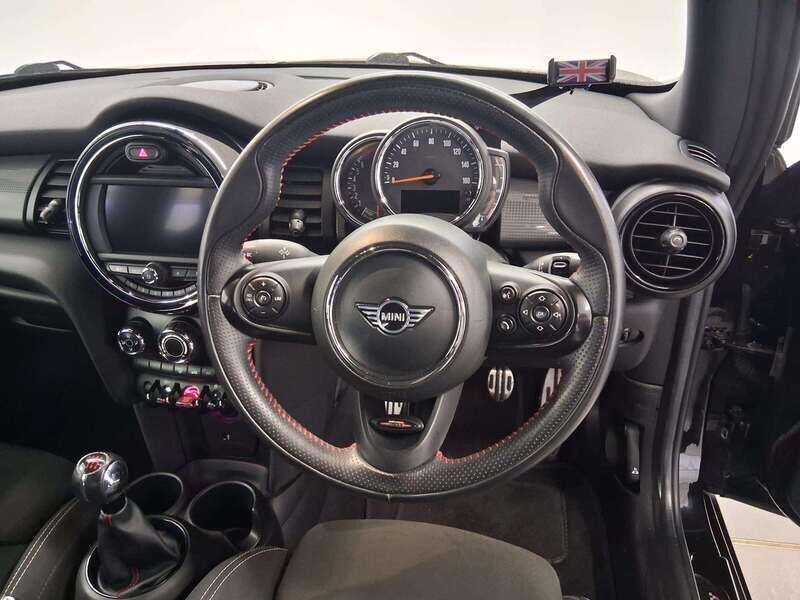 Used MINI Hatch 2019 for sale - 76158955: Photo 9