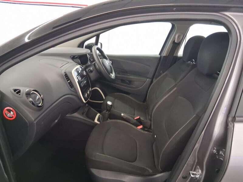 Used Renault Captur 2019 for sale - 76138265: Photo 14