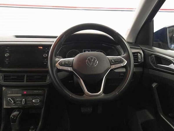 Used Volkswagen T-Cross 2022 for sale - 76137624: Photo 9