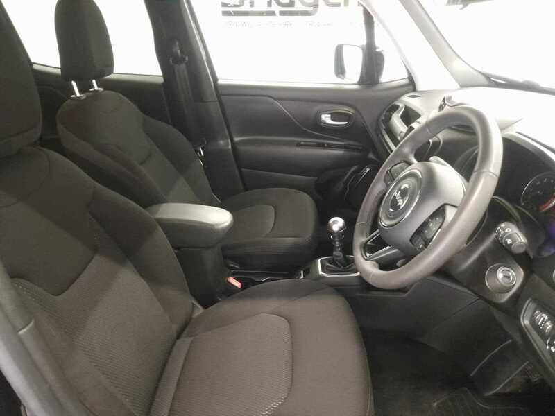 Used Jeep Renegade 2021 for sale - 77045229: Photo 9