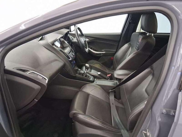 Used Ford Focus 2018 for sale - 76136300: Photo 13