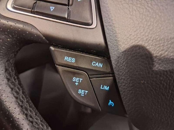 Used Ford Focus 2018 for sale - 76136300: Photo 22