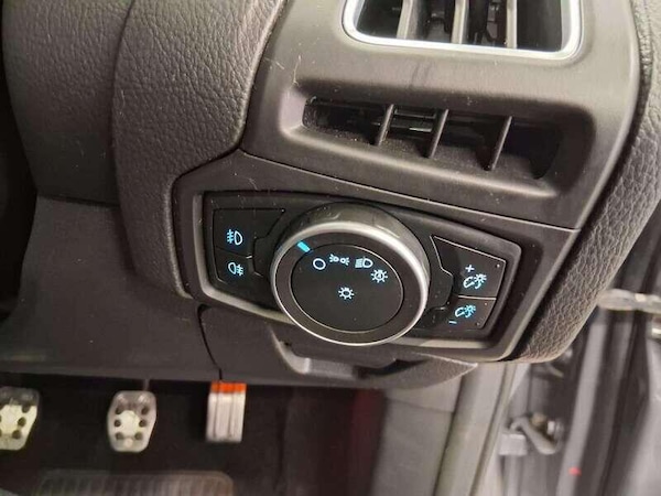 Used Ford Focus 2018 for sale - 76136300: Photo 23