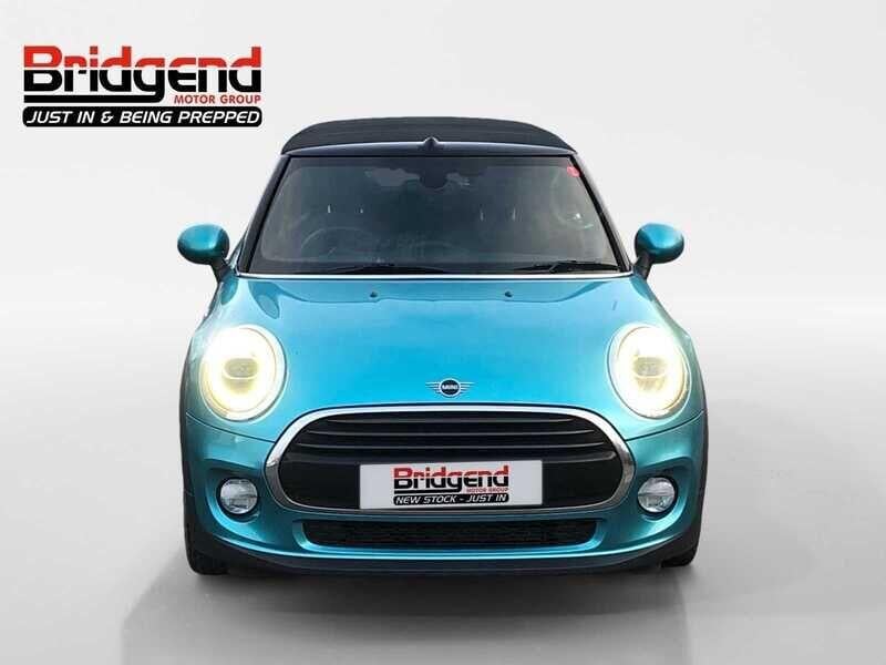 Used MINI Convertible 2018 for sale - 76398116: Photo 2