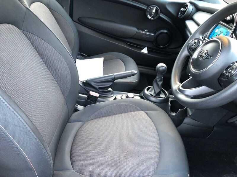 Used MINI Convertible 2018 for sale - 76398116: Photo 4