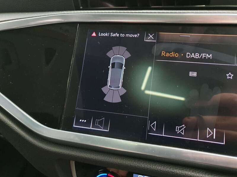 Used Audi Q3 2019 for sale - 77814162: Photo 16