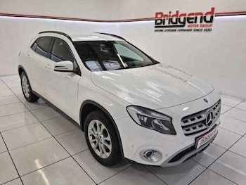 Mercedes-Benz - GLA