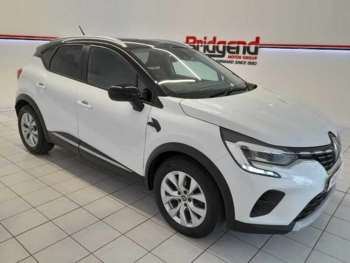 (20) - 1.5 Blue dCi Iconic SUV 5dr
