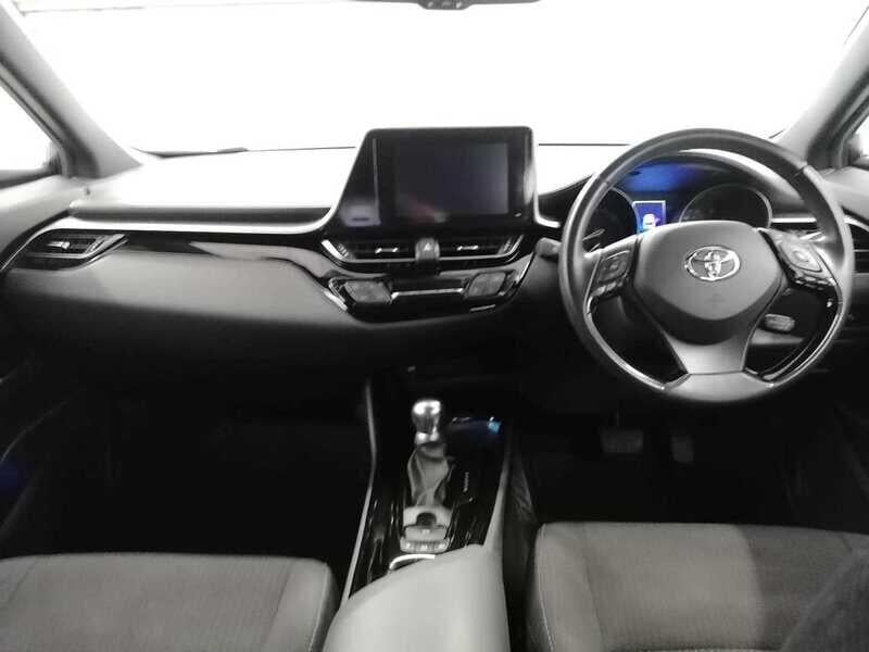 Used Toyota C-HR 2019 for sale - 76137789: Photo 16