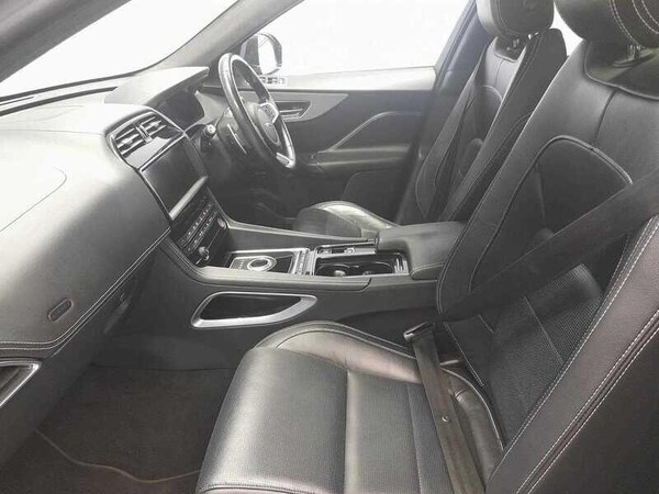 Used Jaguar F-Pace 2020 for sale - 76270598: Photo 14