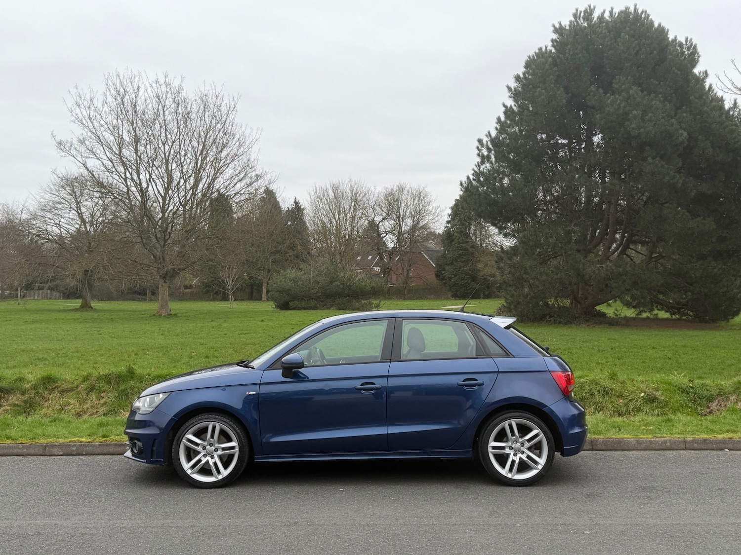 Used Audi A1 2013 for sale - 77639352: Photo 11