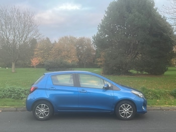 Used Toyota Yaris 2014 for sale - 76507365: Photo