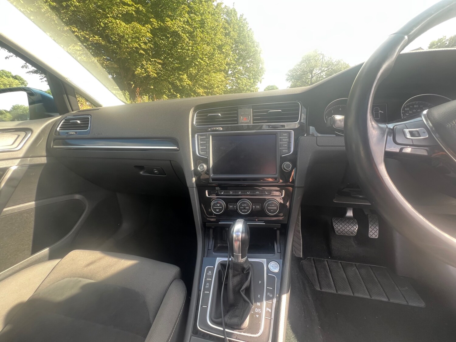 Used Volkswagen Golf 2013 for sale - 77691147: Photo 10