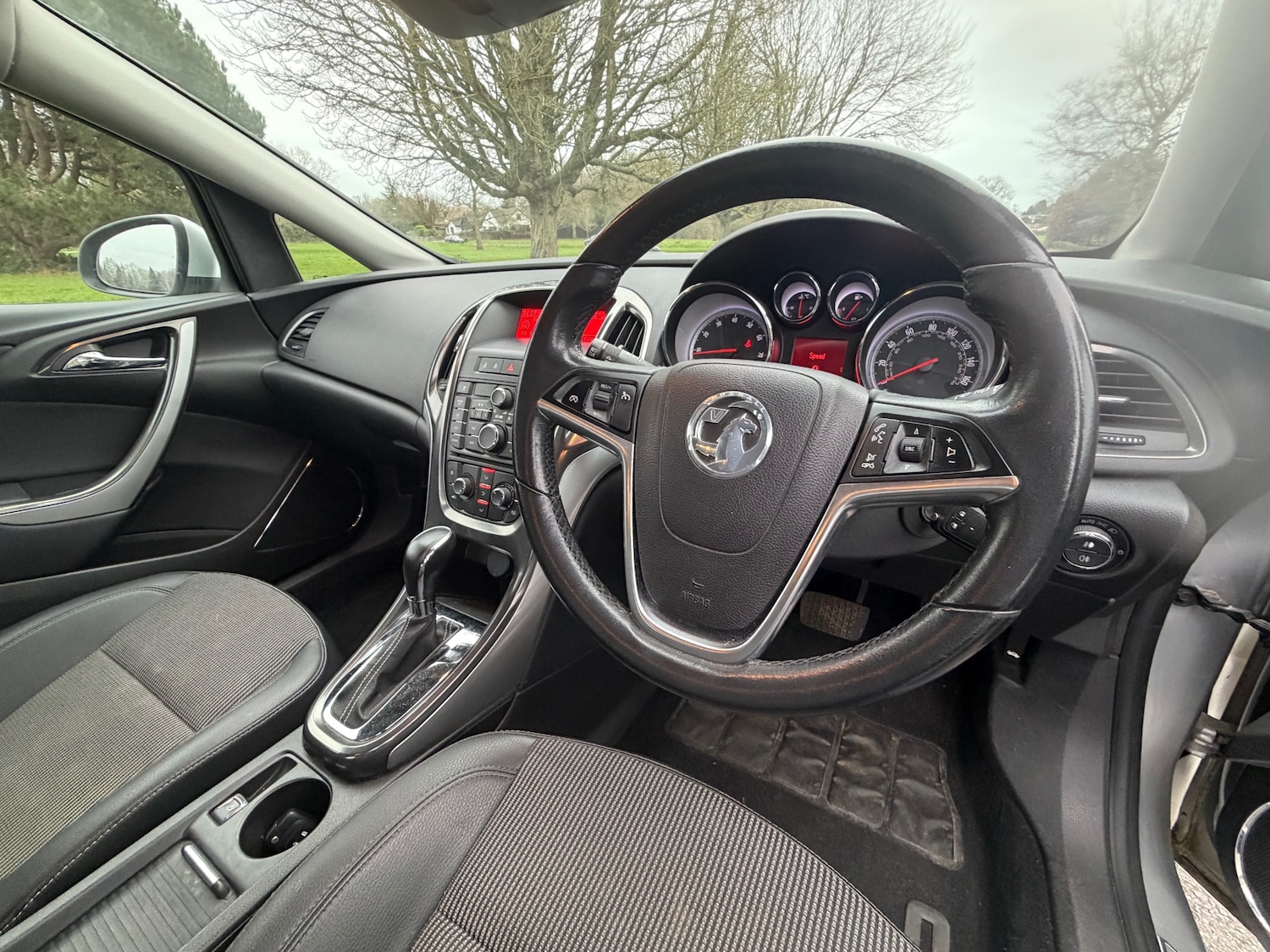Used Vauxhall Astra 2010 for sale - 77069260: Photo 15