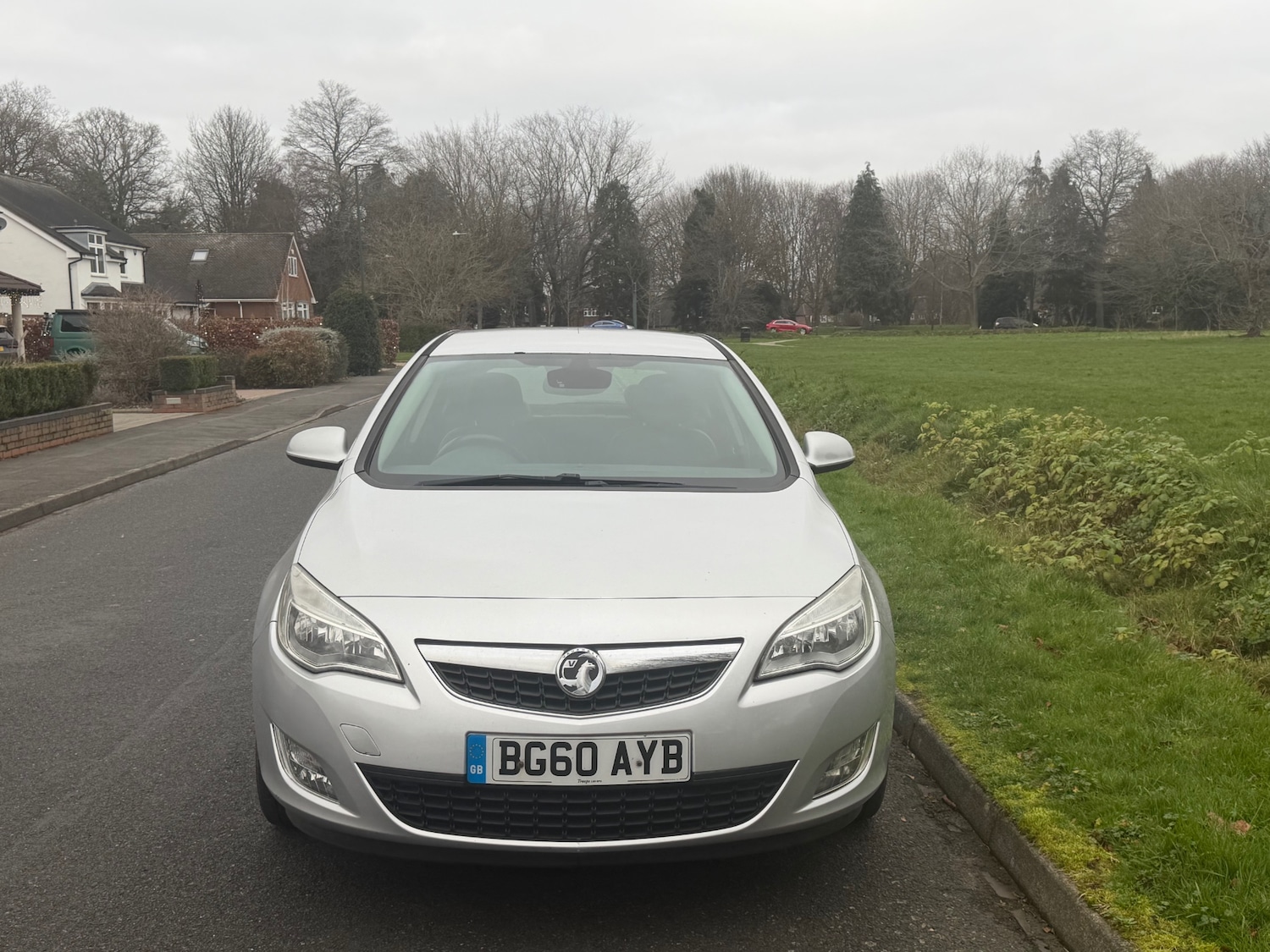 Used Vauxhall Astra 2010 for sale - 77069260: Photo 3