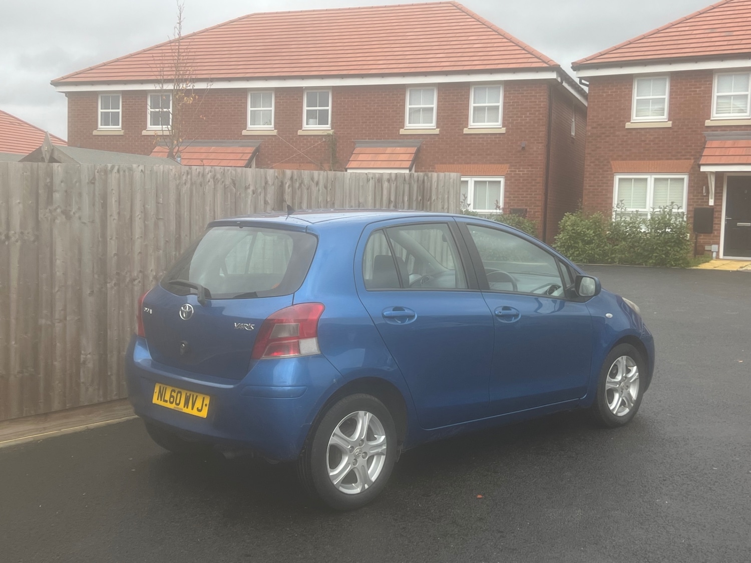 Used Toyota Yaris 2010 for sale - 77135931: Photo 4