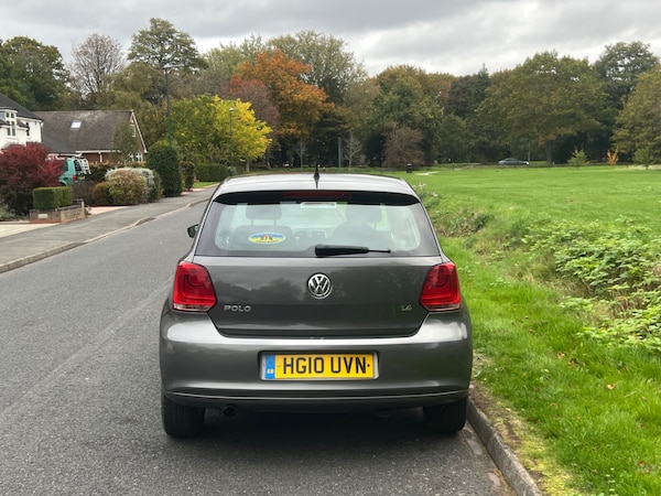 Used Volkswagen Polo 2010 for sale - 76179110: Photo 12