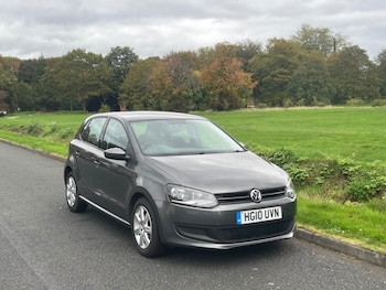 Used Volkswagen Polo 2010 for sale - 76179110: Photo 2