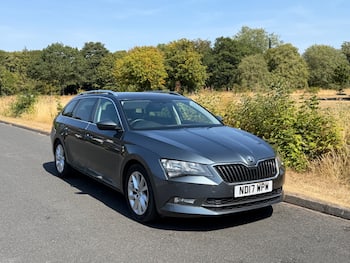 Used Skoda Superb 2017 for sale - 79710485: Photo