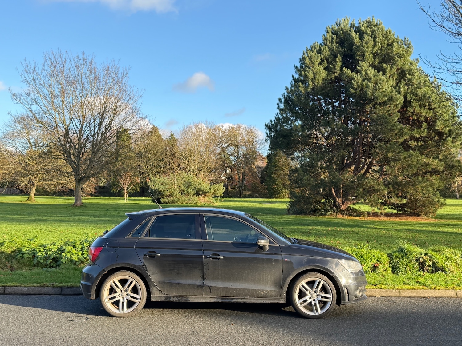 Used Audi A1 2012 for sale - 76669819: Photo 4